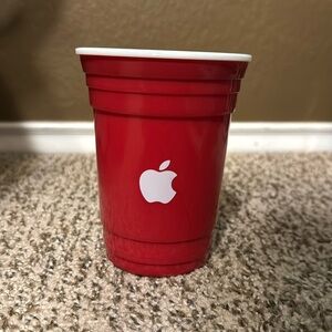 Red Plastic Apple Logo Solo Cup